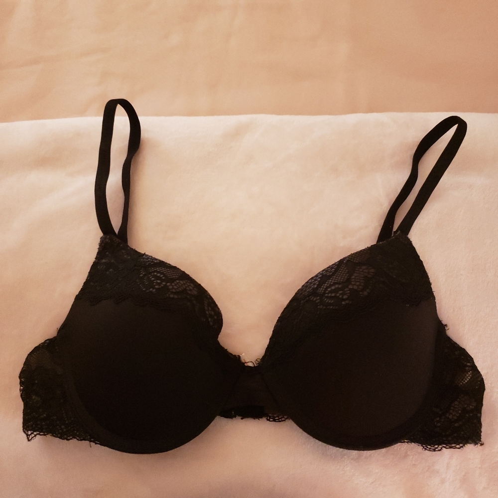 Black Lacey Bra